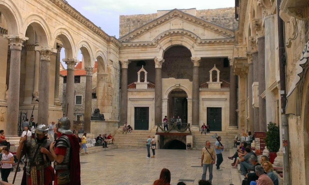 Apartment Reful Σπλιτ Εξωτερικό φωτογραφία